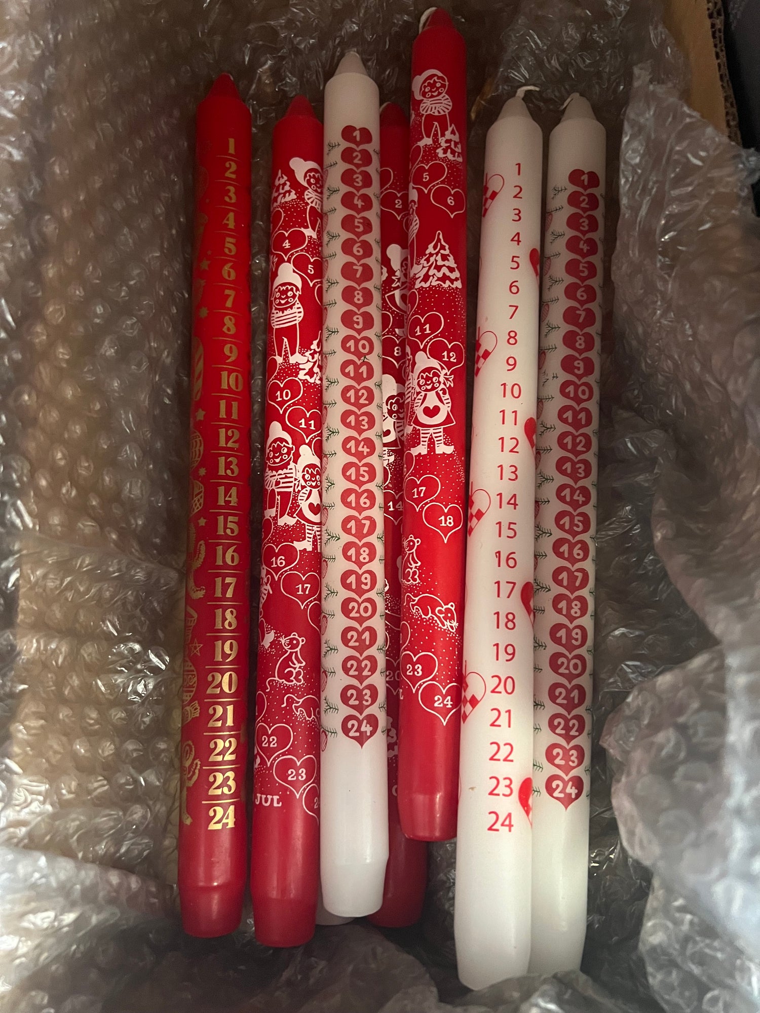 Christmas - Kalenderlys - Traditional Christmas candle with numbers 1-24