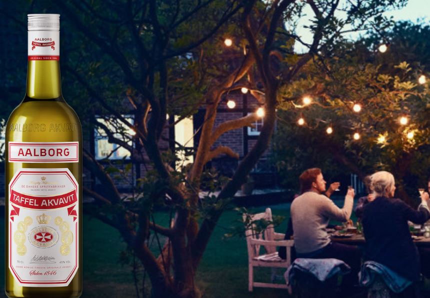 Taffel rød akvavit (45%) 0,70 l / Aalborg Akvavit