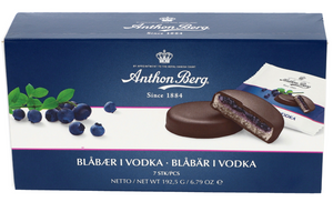 Blåbær i Vodka - Dark Chocolate with Marzipan Blueberries and Vodka