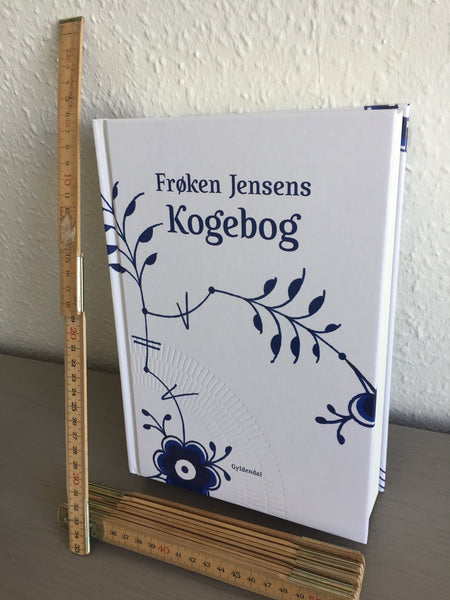 Kogebog: Frøken Jensens kogebog (not in stock - it will take up to two weeks before shipping your order)